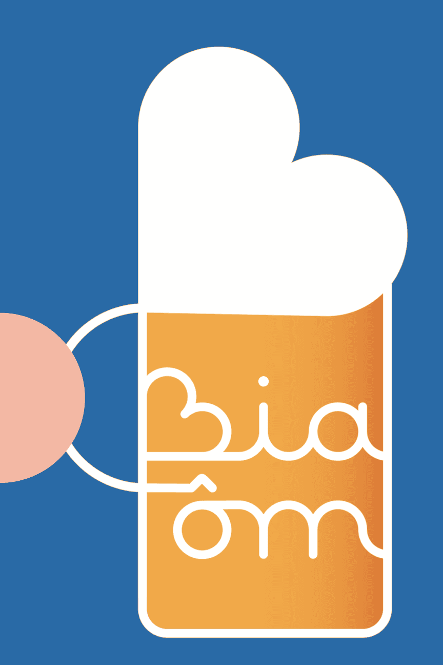 Beer mug with the Bia Ôm logo